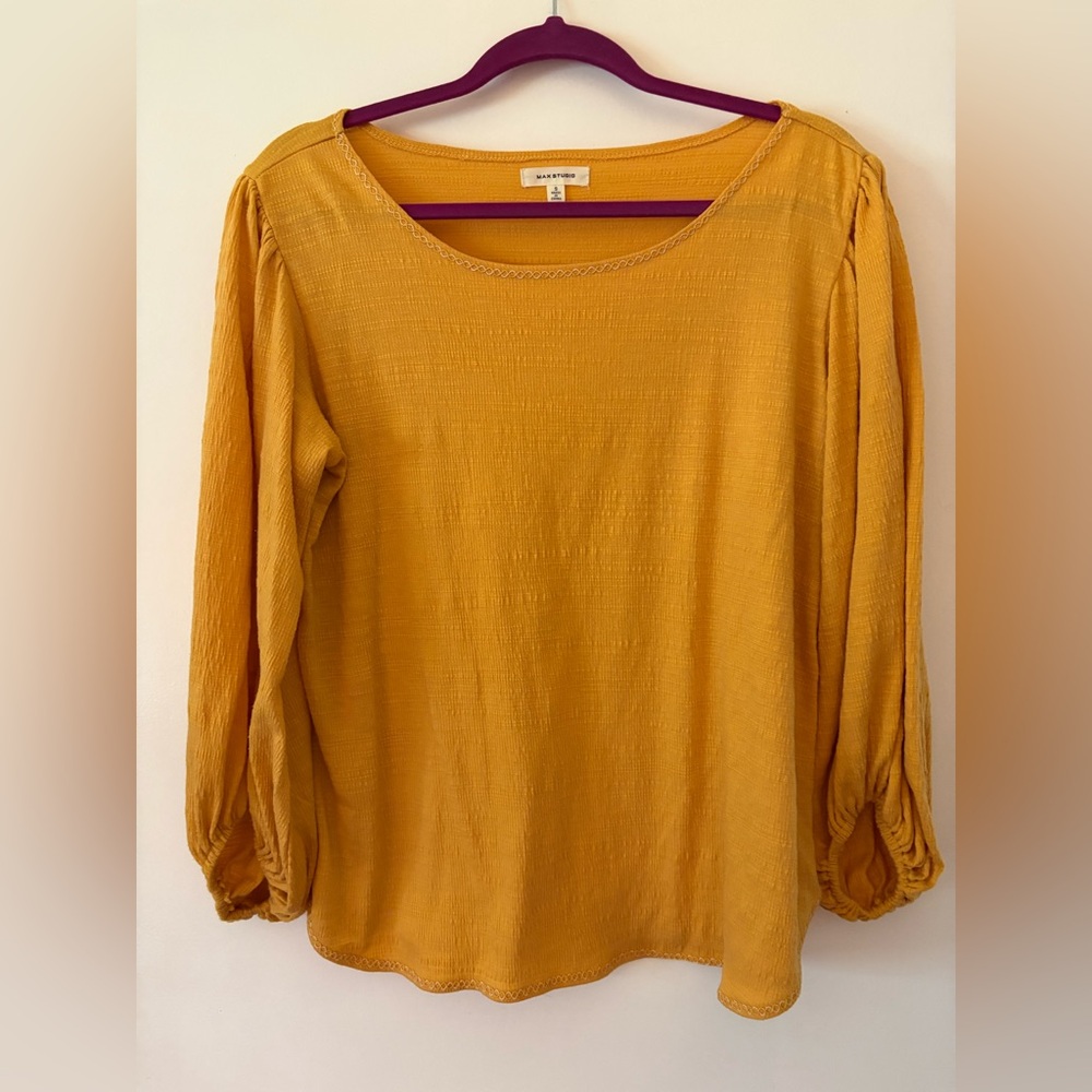 Women's Max Studio Mustard Top with balloon sleeves S